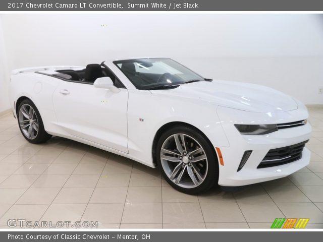 2017 Chevrolet Camaro LT Convertible in Summit White