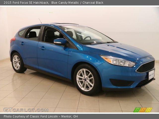 2015 Ford Focus SE Hatchback in Blue Candy Metallic