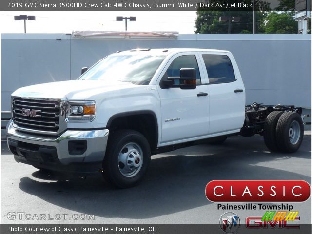 2019 GMC Sierra 3500HD Crew Cab 4WD Chassis in Summit White