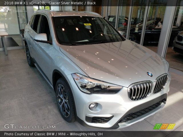 2018 BMW X1 xDrive28i in Glacier Silver Metallic