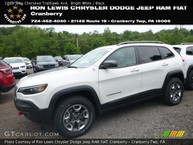 2019 Jeep Cherokee Trailhawk 4x4 in Bright White