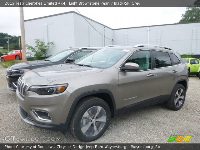 2019 Jeep Cherokee Limited 4x4 in Light Brownstone Pearl