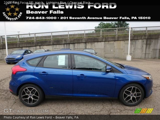 2018 Ford Focus SEL Hatch in Lightning Blue