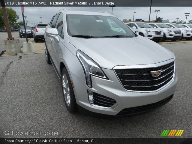 2019 Cadillac XT5 AWD in Radiant Silver Metallic