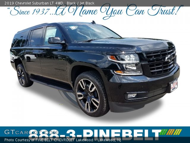 2019 Chevrolet Suburban LT 4WD in Black