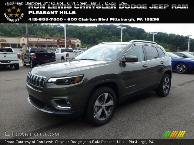2019 Jeep Cherokee Limited 4x4 in Olive Green Pearl
