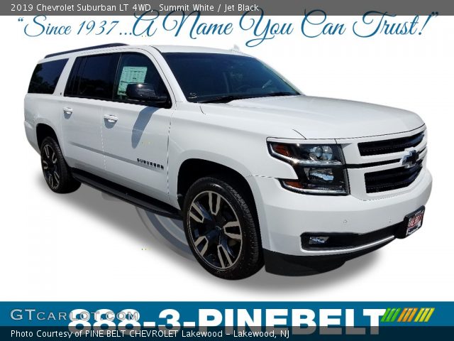 2019 Chevrolet Suburban LT 4WD in Summit White