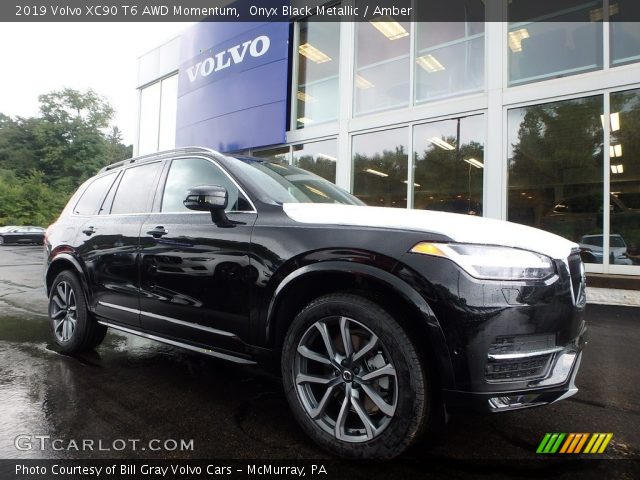 2019 Volvo XC90 T6 AWD Momentum in Onyx Black Metallic