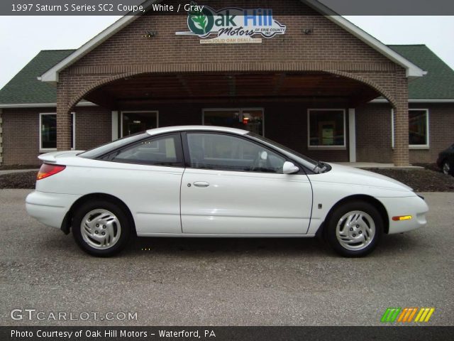 1997 Saturn S Series SC2 Coupe in White