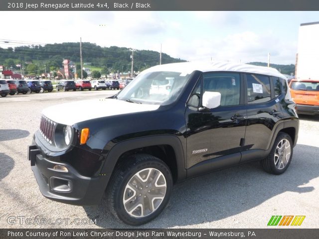 2018 Jeep Renegade Latitude 4x4 in Black