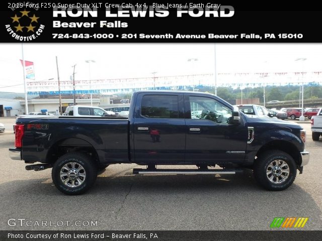 2019 Ford F250 Super Duty XLT Crew Cab 4x4 in Blue Jeans