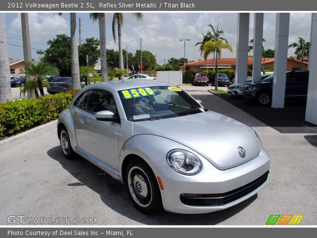 2012 Volkswagen Beetle 2.5L in Reflex Silver Metallic