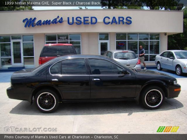 1999 Nissan Maxima GXE in Super Black