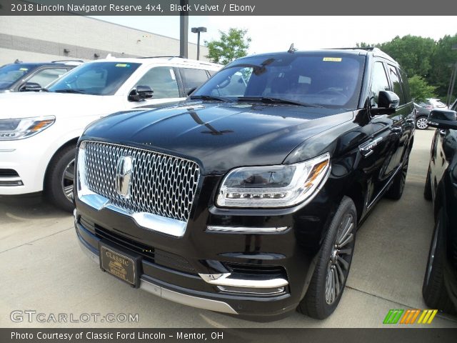 2018 Lincoln Navigator Reserve 4x4 in Black Velvet