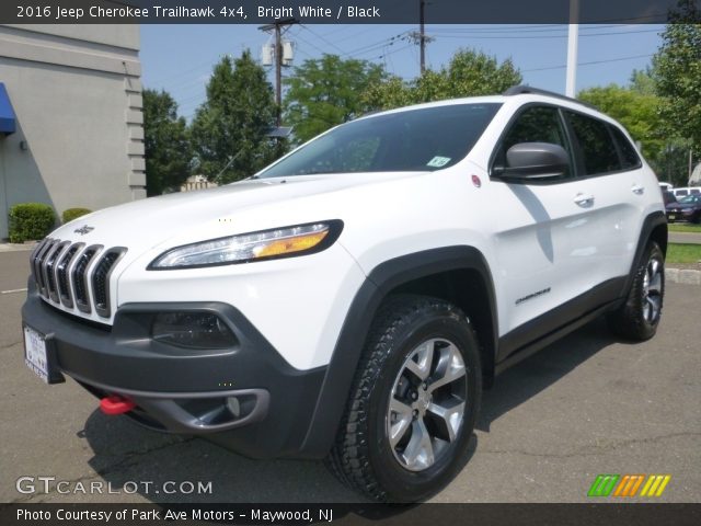 2016 Jeep Cherokee Trailhawk 4x4 in Bright White