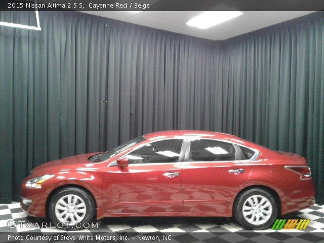 2015 Nissan Altima 2.5 S in Cayenne Red