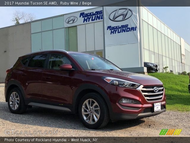 2017 Hyundai Tucson SE AWD in Ruby Wine