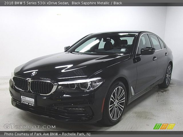 2018 BMW 5 Series 530i xDrive Sedan in Black Sapphire Metallic