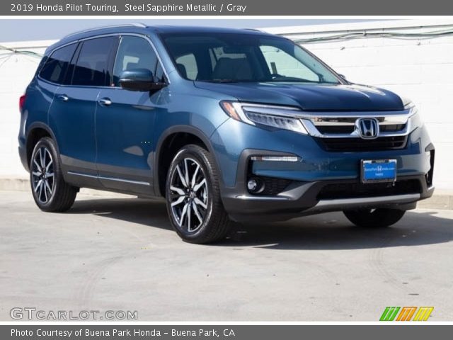 2019 Honda Pilot Touring in Steel Sapphire Metallic