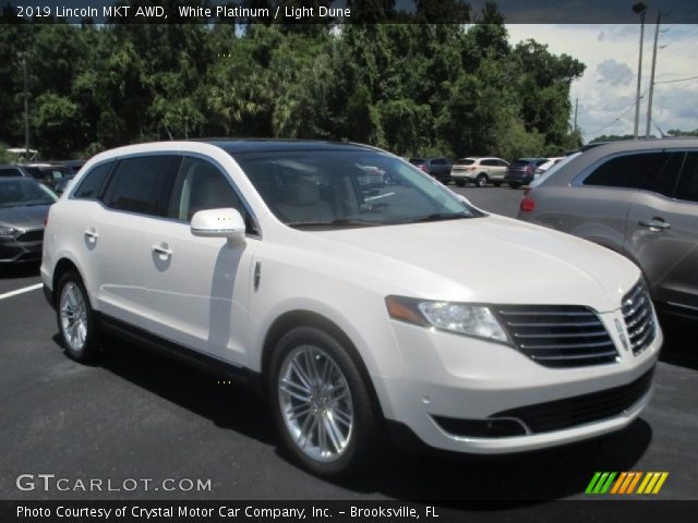 2019 Lincoln MKT AWD in White Platinum