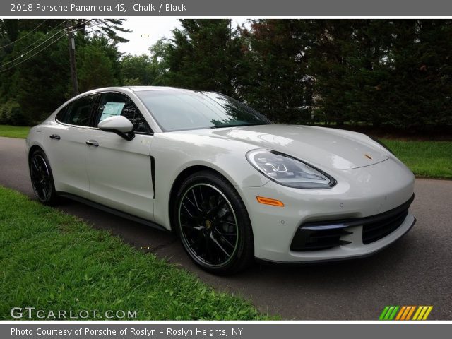 2018 Porsche Panamera 4S in Chalk