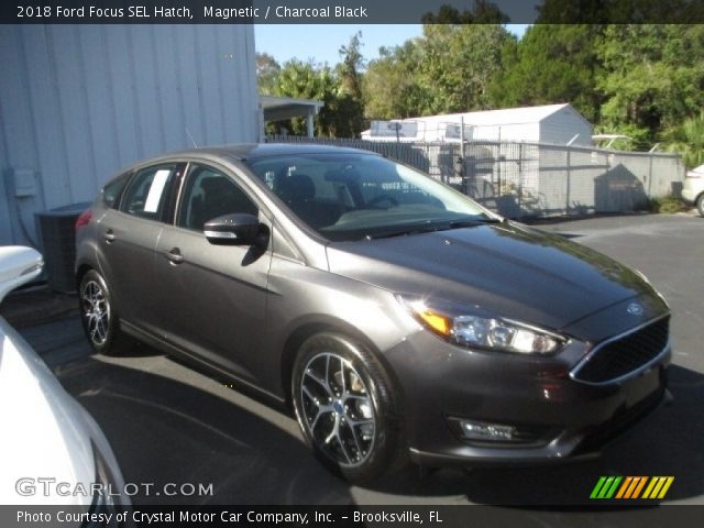 2018 Ford Focus SEL Hatch in Magnetic