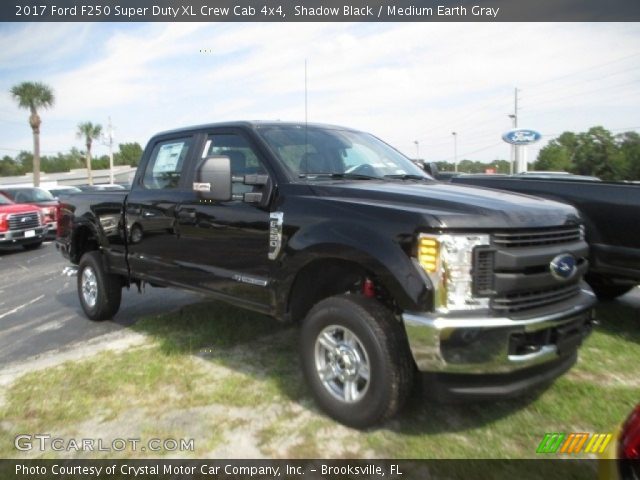 2017 Ford F250 Super Duty XL Crew Cab 4x4 in Shadow Black
