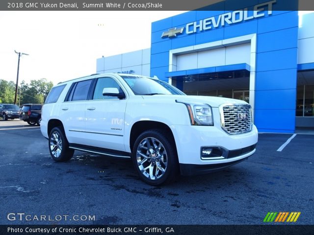 2018 GMC Yukon Denali in Summit White