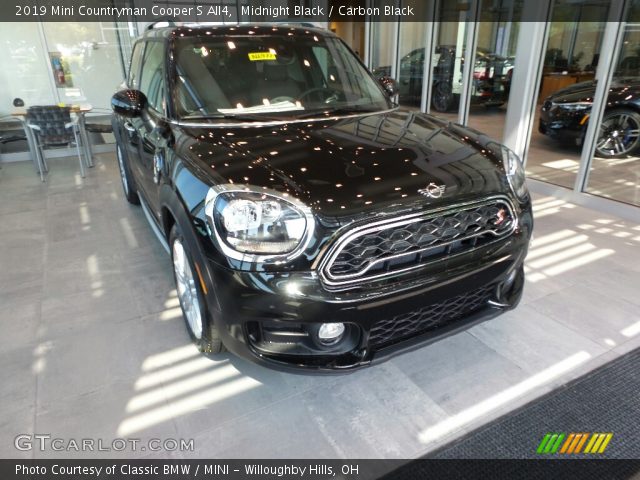 2019 Mini Countryman Cooper S All4 in Midnight Black