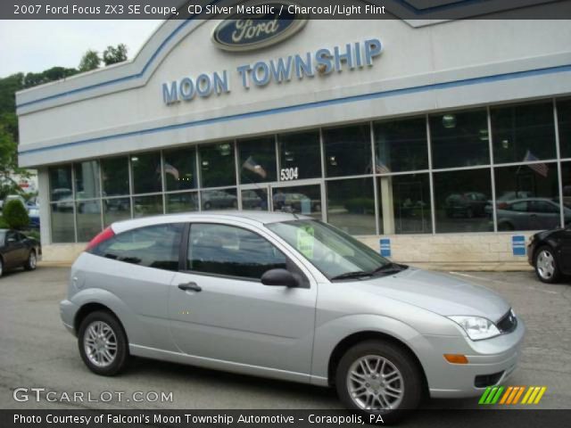 2007 Ford Focus ZX3 SE Coupe in CD Silver Metallic