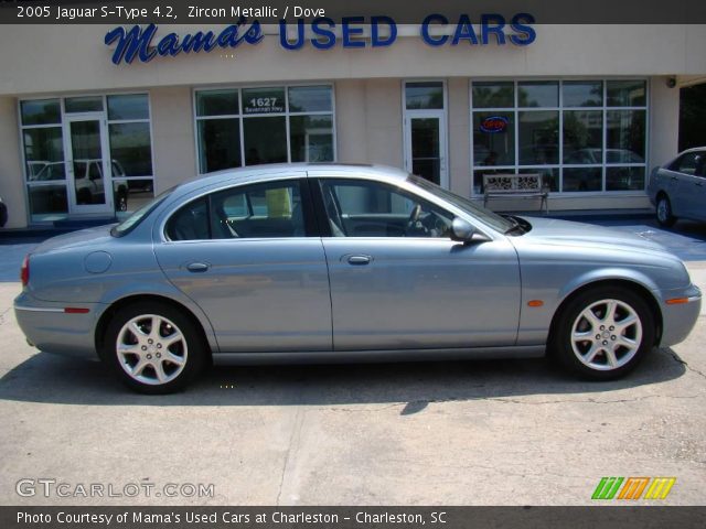 2005 Jaguar S-Type 4.2 in Zircon Metallic