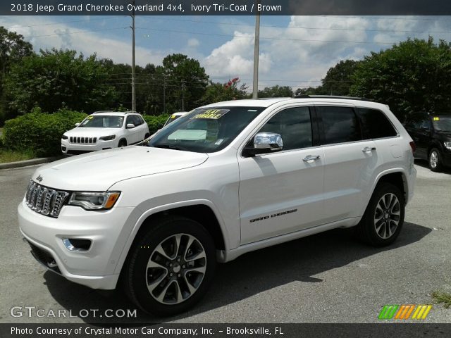 2018 Jeep Grand Cherokee Overland 4x4 in Ivory Tri-Coat