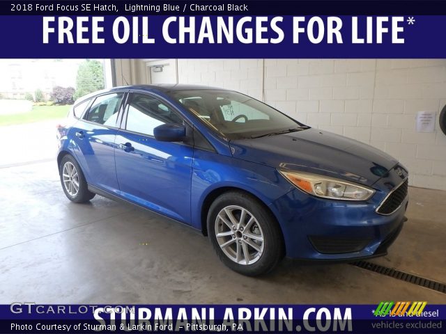 2018 Ford Focus SE Hatch in Lightning Blue