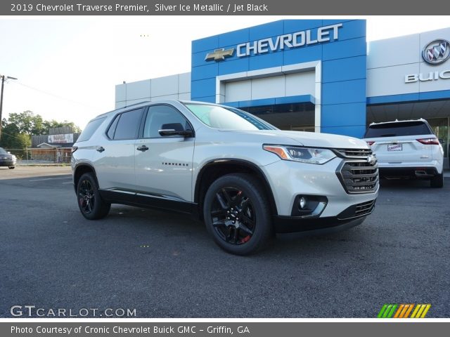 2019 Chevrolet Traverse Premier in Silver Ice Metallic