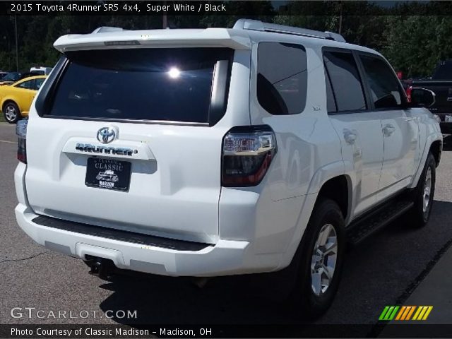 2015 Toyota 4Runner SR5 4x4 in Super White