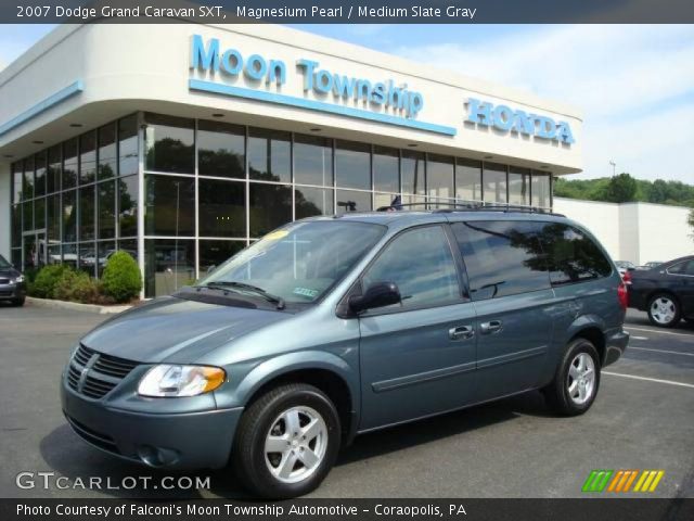 2007 Dodge Grand Caravan SXT in Magnesium Pearl