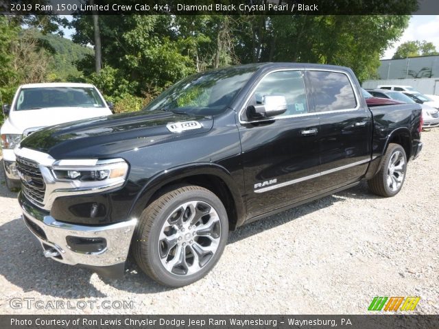 2019 Ram 1500 Limited Crew Cab 4x4 in Diamond Black Crystal Pearl