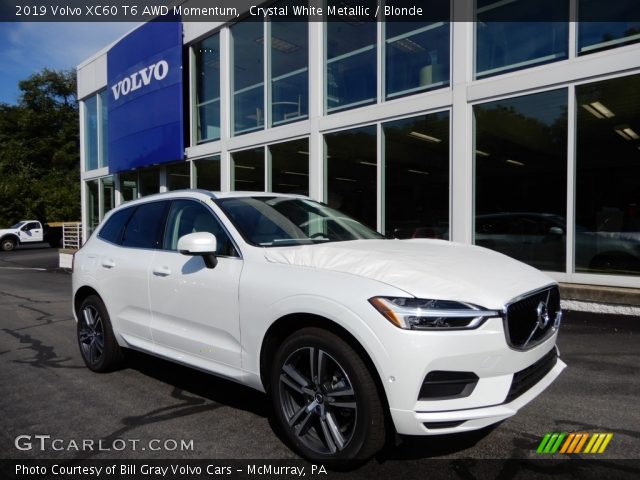 2019 Volvo XC60 T6 AWD Momentum in Crystal White Metallic