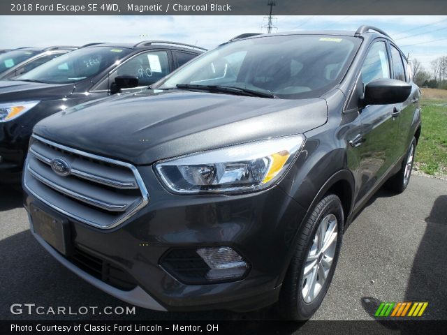 2018 Ford Escape SE 4WD in Magnetic