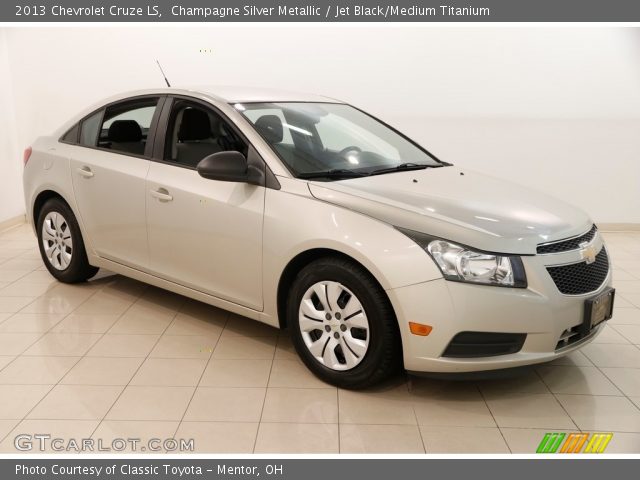 2013 Chevrolet Cruze LS in Champagne Silver Metallic