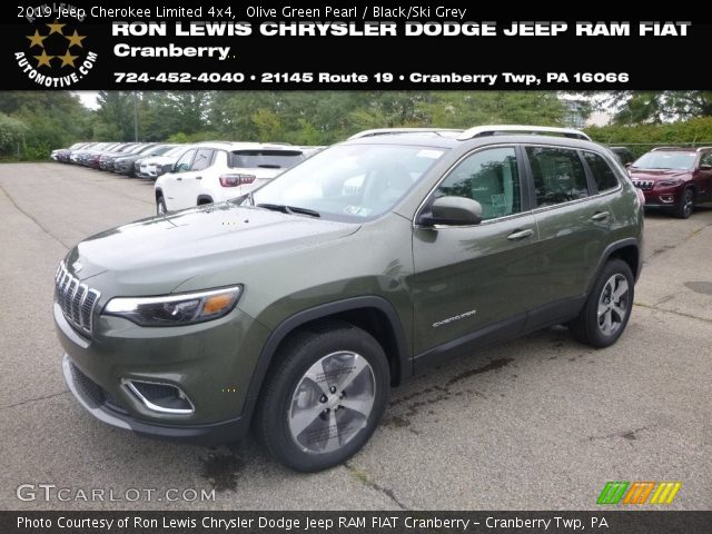 2019 Jeep Cherokee Limited 4x4 in Olive Green Pearl