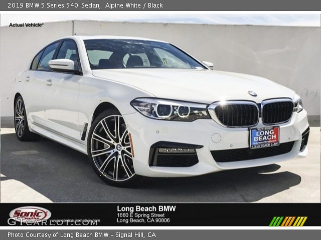 2019 BMW 5 Series 540i Sedan in Alpine White