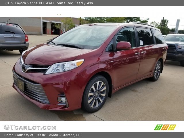 2019 Toyota Sienna XLE AWD in Salsa Red Pearl