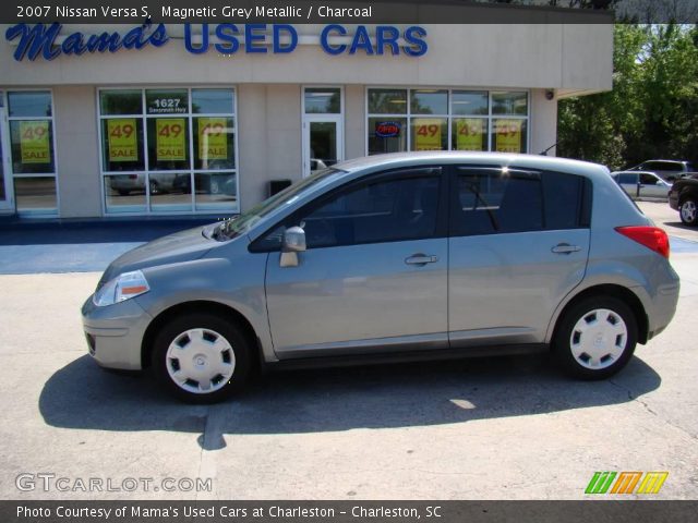 2007 Nissan Versa S in Magnetic Grey Metallic