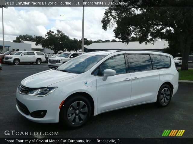 2018 Chrysler Pacifica Hybrid Touring Plus in Bright White