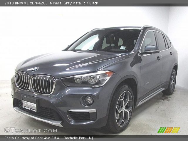 2018 BMW X1 xDrive28i in Mineral Grey Metallic