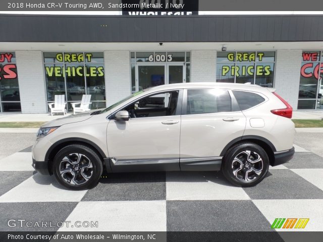 2018 Honda CR-V Touring AWD in Sandstorm Metallic