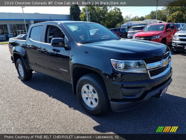 2019 Chevrolet Colorado WT Crew Cab 4x4 in Black