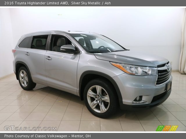 2016 Toyota Highlander Limited AWD in Silver Sky Metallic