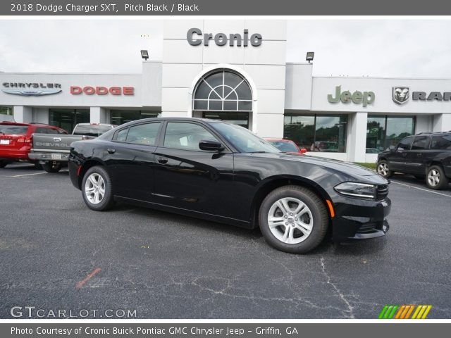 2018 Dodge Charger SXT in Pitch Black